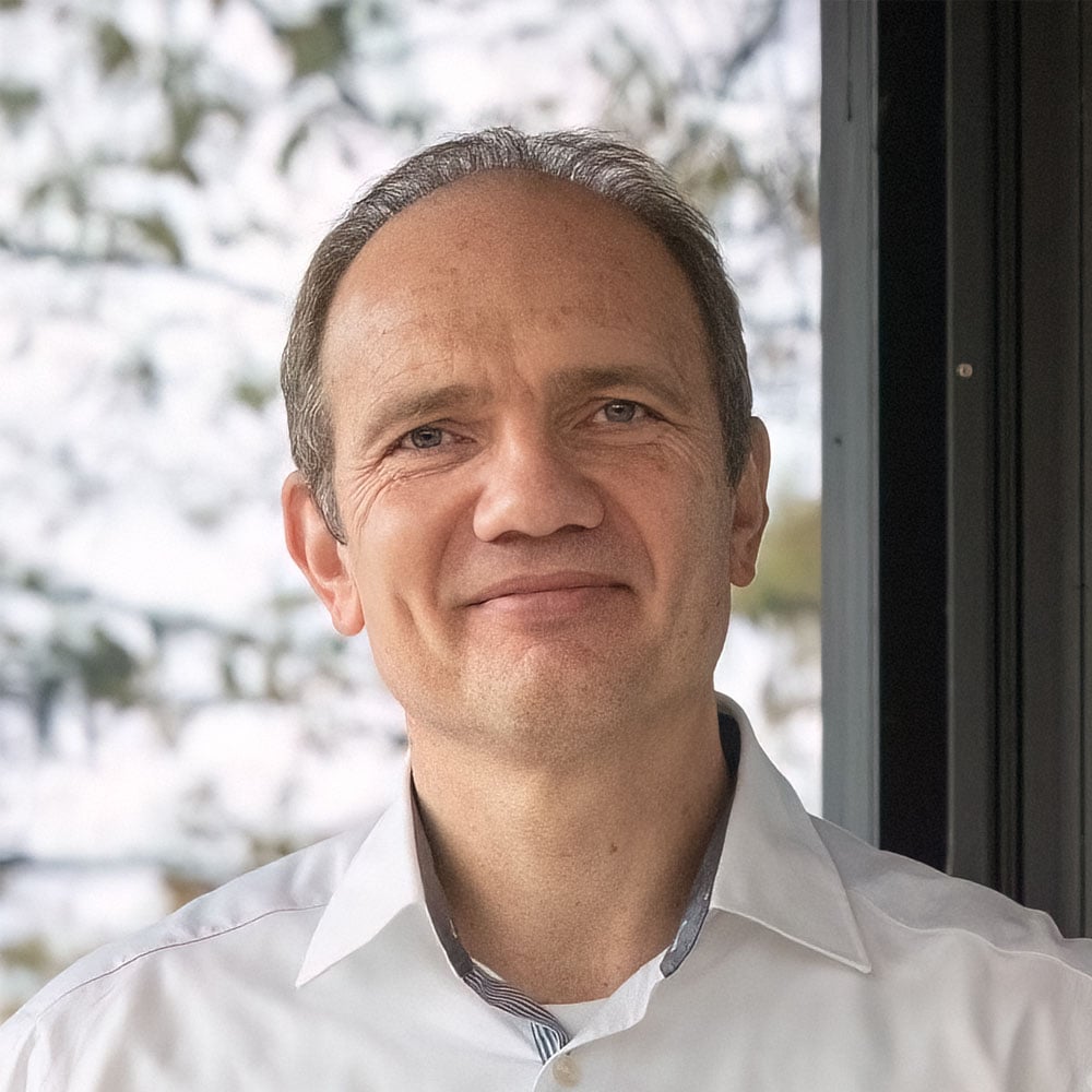 Dirk Engwicht - Chief Technology Officer (CTO)