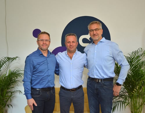 PECS-WORK und weasl bündeln Kompetenzen für IT/OT-Compliance und digitale Shopfloor-Steuerung