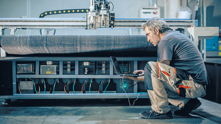 Werkerassistenzsysteme für die Inbetriebnahme